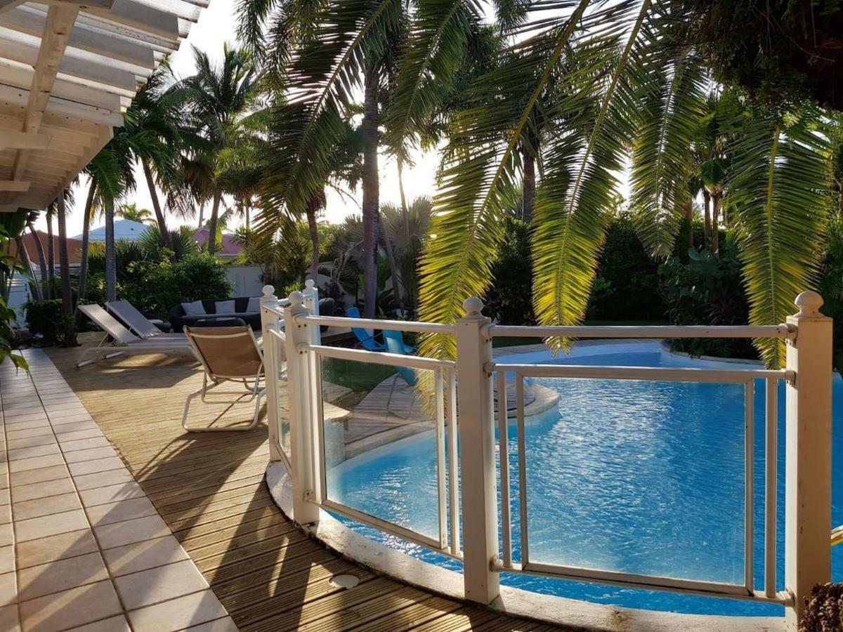 Villa Iguanou Et Piscine En Bord De Mer Proche Plages Marina Et Golf Сен-Франсуа Экстерьер фото